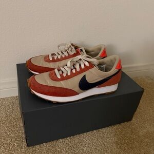 NIKE Women's Sneakers - Orange & Beige (US 7 / EUR 38)